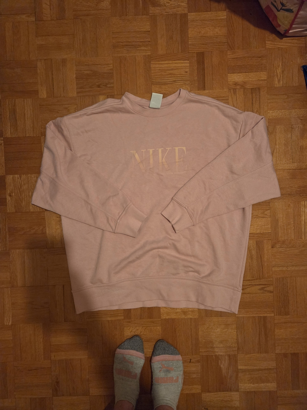 Nike Women Light Pink Crewneck Sweatshirt Size Medium